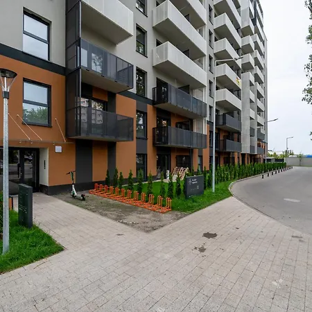 Apartman Manufaktura - 76m2, Parking, Aircon - By Rentujemy Łódź