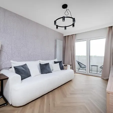 Manufaktura - 76m2, Parking, Aircon - By Rentujemy