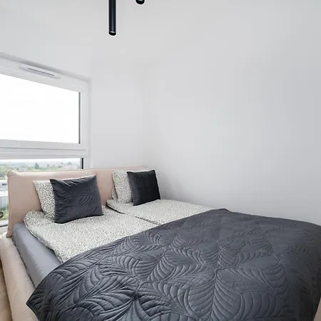 Manufaktura - 76m2, Parking, Aircon - By Rentujemy * Łódź