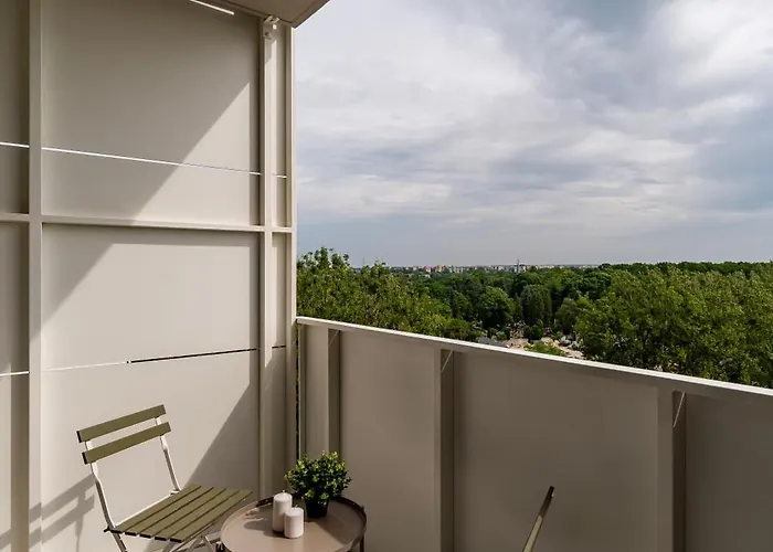 شقة Manufaktura - 76m2, Parking, Aircon - By Rentujemy وودج