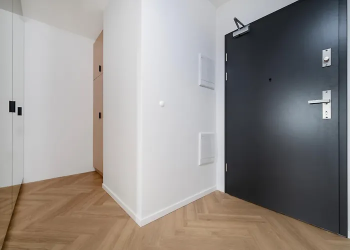 Manufaktura - 76m2, Parking, Aircon - By Rentujemy * وودج