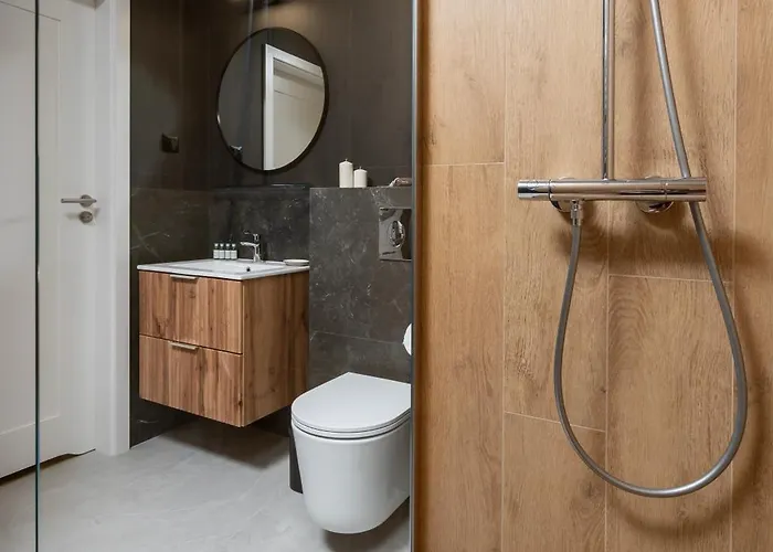 Manufaktura - 76m2, Parking, Aircon - By Rentujemy * وودج